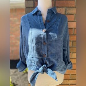 Free people blue cropped button down